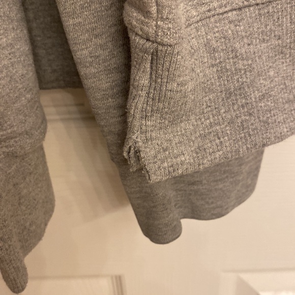 Two Champion sweatshirts size medium - Picture 3 of 3